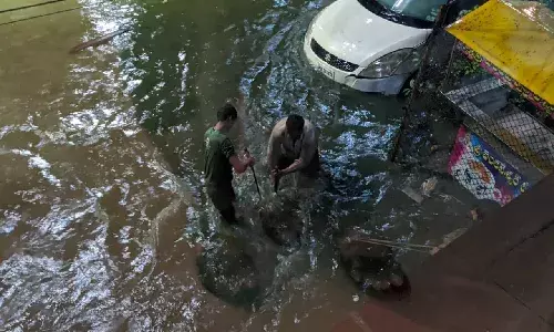 Heavy rains cause waterlogging in several areas of Hyderabad