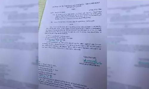 3 Bellampally municipality officials pulled up for missing KTRs birthday celebrations