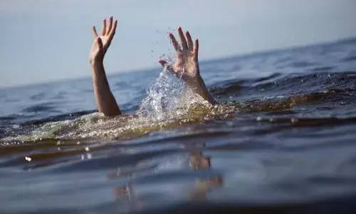 Anakapalle: Engineering student drowns in Pudimadaka beach, 5 missing