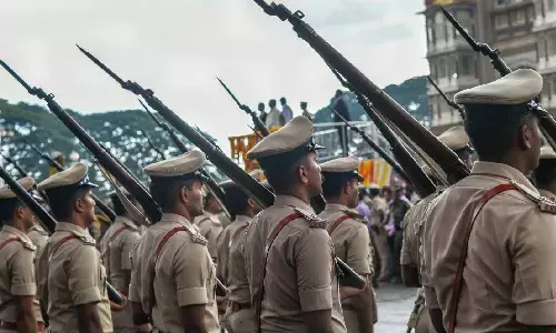 4 TS cops bag Centres Medal for Excellence in Investigation