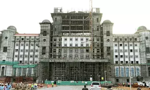 Complete New Secretariat at earliest; ensure construction quality control: KCR