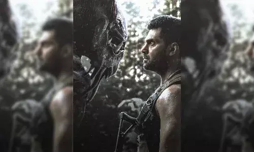 Shresht Movies to release Aryas high-budget thriller Captain in Telugu