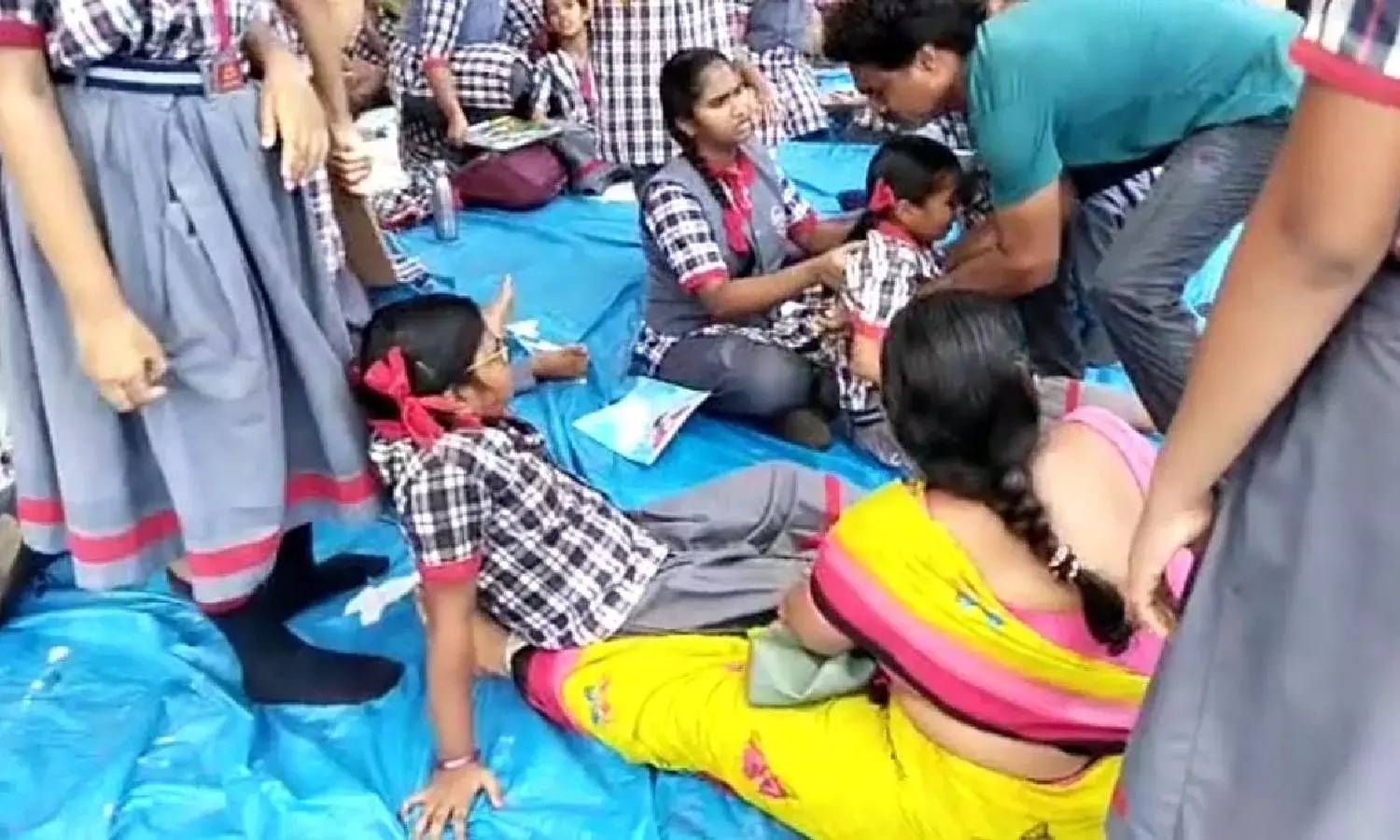 Gas leak or food poisoning? 40 students of Valasapakala KV ill in mysterious incident