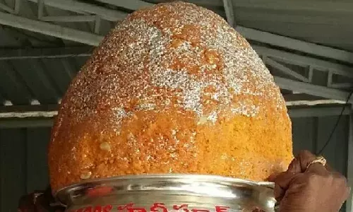 A piece of paradise: Balapur laddus dearer this year; sold at Rs.24.6L