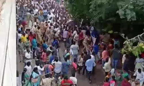 VRAs lathi charged outside TS Assembly; KTR promises to solve problems