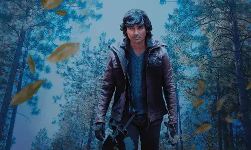 Dhanush-starrer Naane Varuvean to release in Telugu as Nene Vasthunna