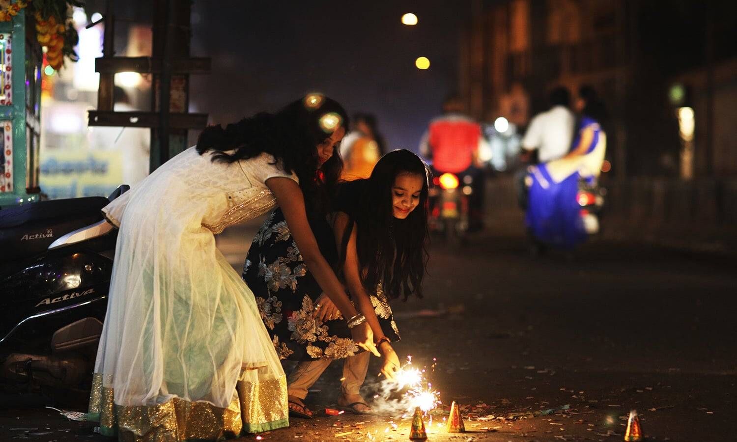 Want to sell crackers in Hyd this Diwali? Apply to city police before