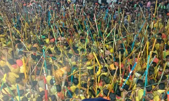 Karnataka teen killed during Kurnool Banni festival, 70 injured