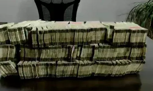 Hyderabad police busted filmy style hawala network, seized Rs 2.49 Cr unaccounted cash at Jubliee Hills