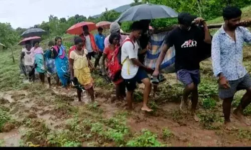 No roads, no hospitals: 40YO tribal man in Vizianagaram carried in doli, dies at hospital