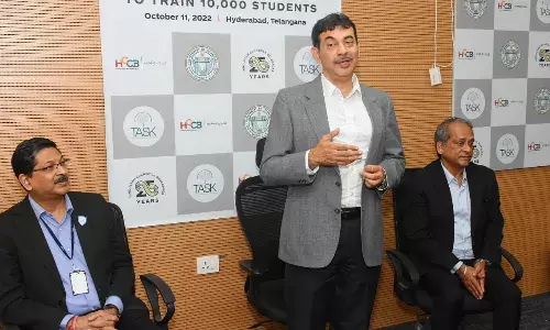 HCCB, TS Academy for Skill & Knowledge to train 10,000 college students, impart job skills