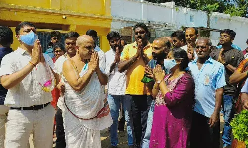 DAV rape: Victims parents visit Chilkur Balaji temple in Hyderabad