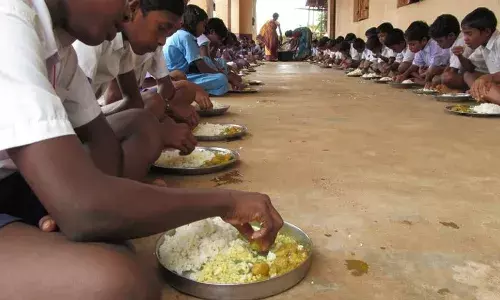 Jangaon: 20 KGBV students taken ill; lizard found in chutney