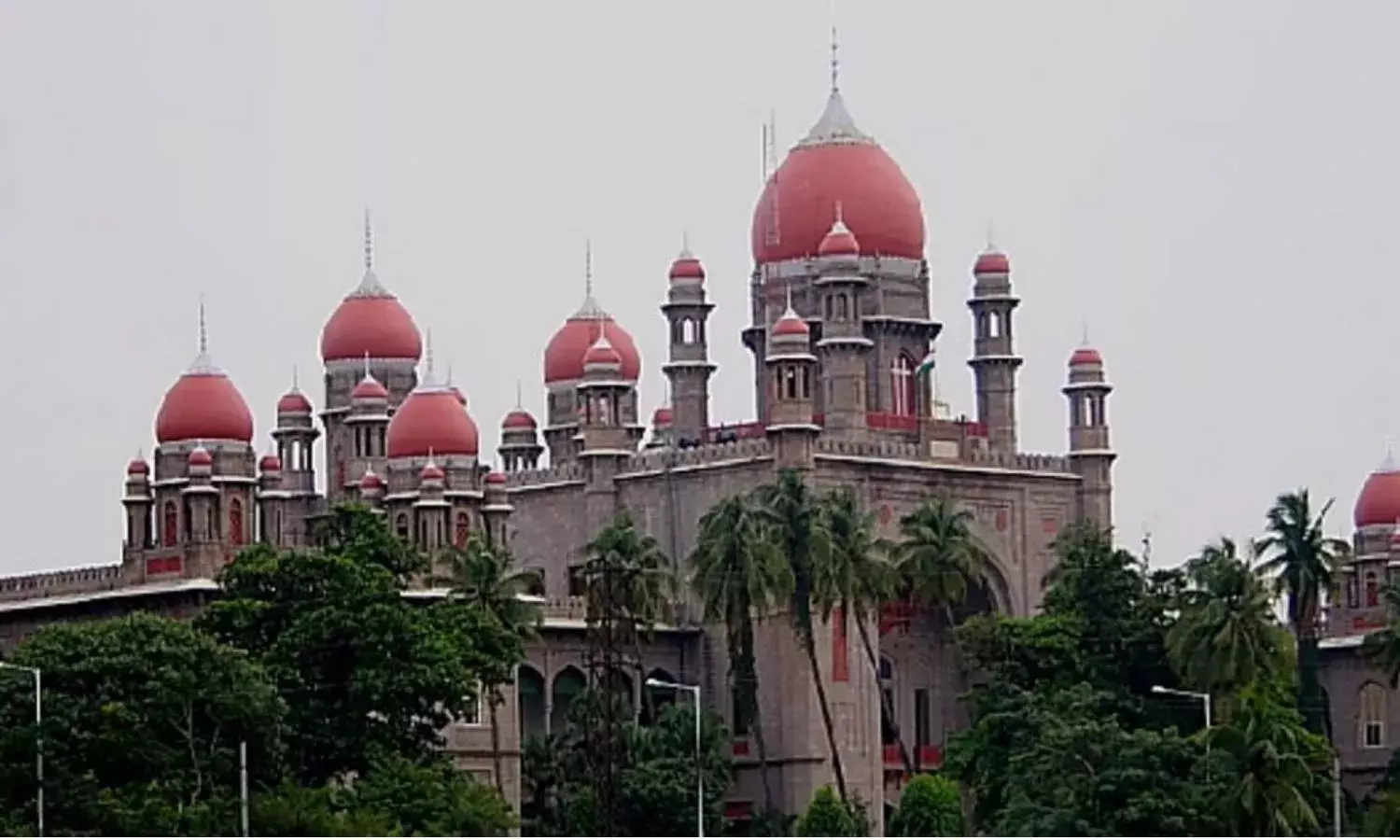 MLA poaching case: TRS HC allows Cyberabad Police to hold investigation; says larger issues involved