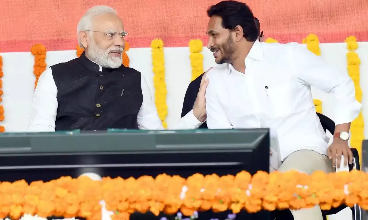 Modi in Vizag: PM launches slew of projects worth Rs 10,742 cr