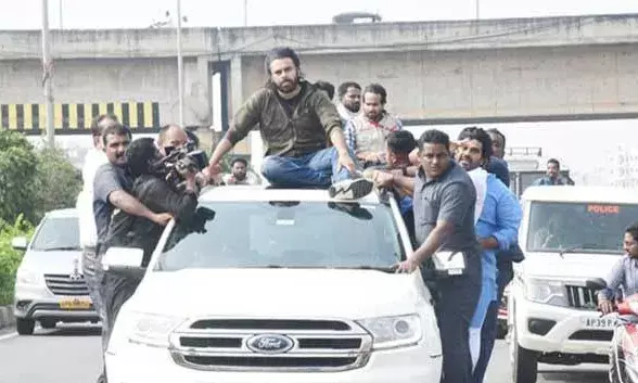 Pawan Kalyans car stunt lands him in trouble, case booked against him