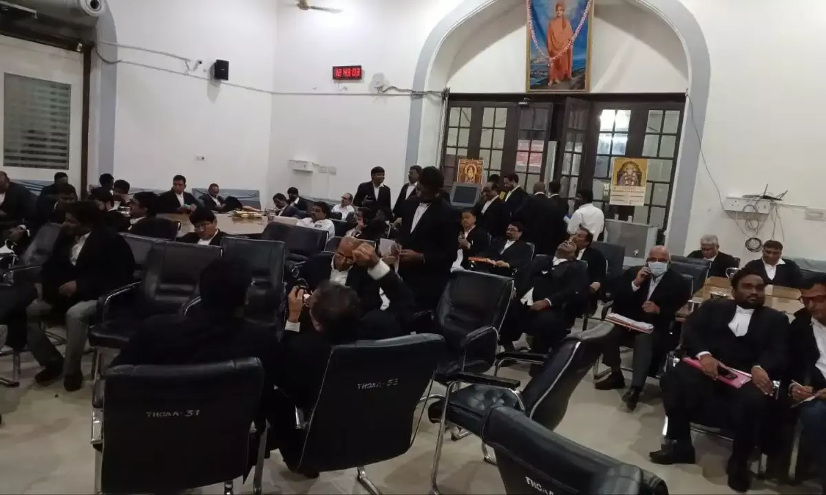 Justice Reddy transfer: HC Lawyers abstain from work; judges adjourn cases