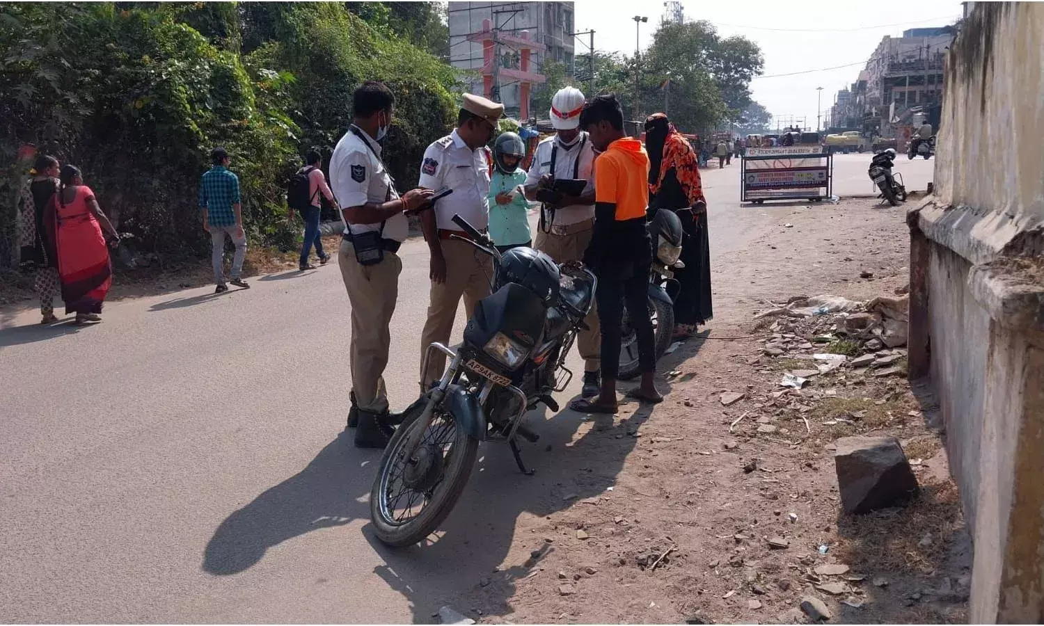 Hyderabad: Traffic police book 4620 cases for wrong-side driving, triple riding