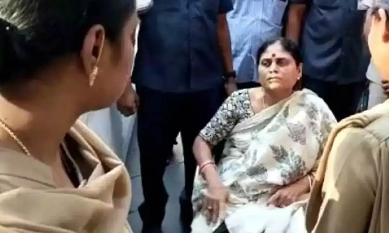 YS Vijayamma under house arrest in Hyderabad hours after Sharmila detained