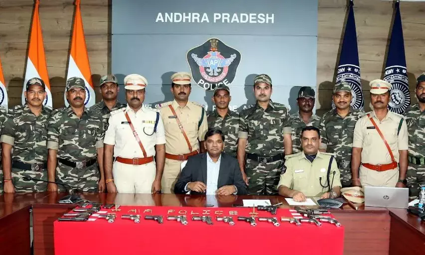 Anantapur police nab 6 members of gang involved in illegal arms trade; seized 18 weapons