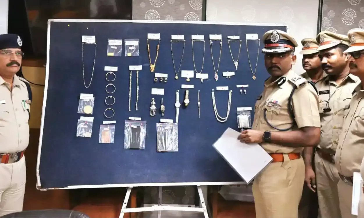 Major robbery case solved within 6 hours in Vizag city; 4 held