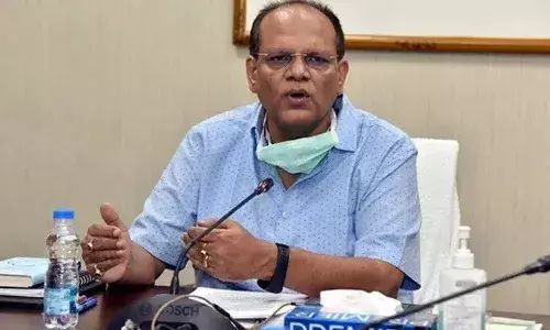 Centre asks Somesh Kumar to join AP govt by 12 Jan