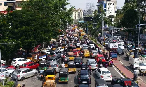 No traffic to be allowed on 7 tombs Tolichowki road for 20 days: Check out these diversions