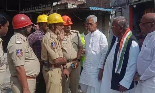 Deccan Knitwear inferno: Congress blames GHMC negligence for mishap