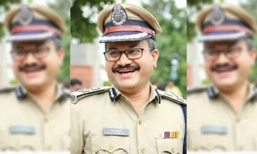 DGP intelligence Anil Kumar among 4 TS, AP officers awarded Presidentās Medal