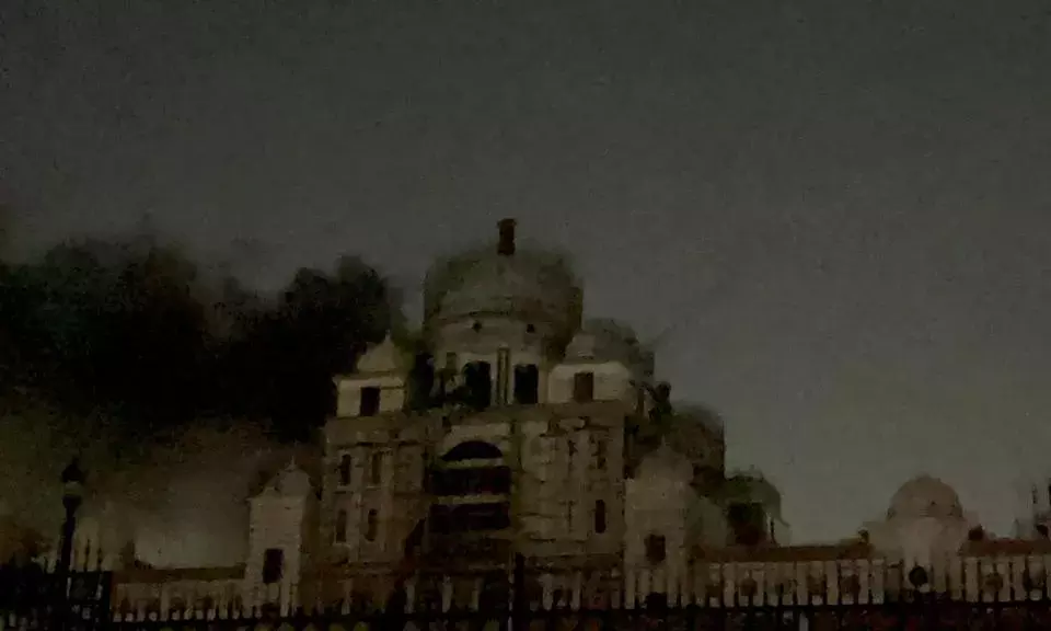 Fire breaks out at yet-to-be-inaugurated Telangana Secretariat building