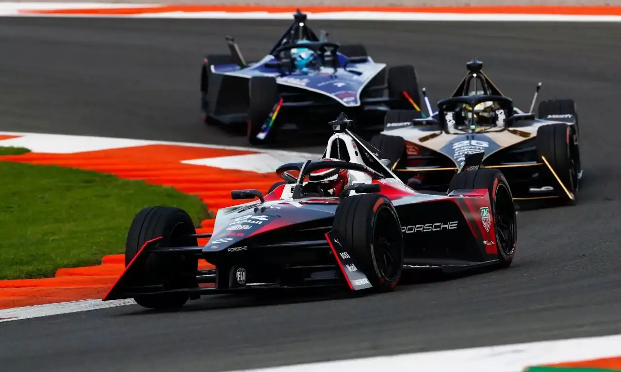 For a safe Formula E race day, organisers roll out guidelines for spectators