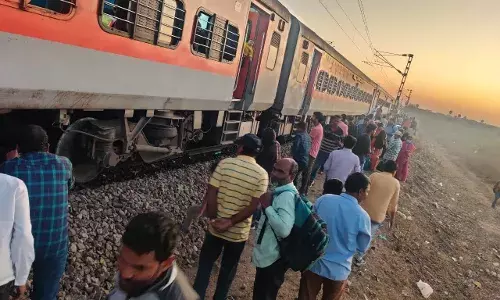 Secunderabad: Six coaches of Godavari Express derail; no casualties reported