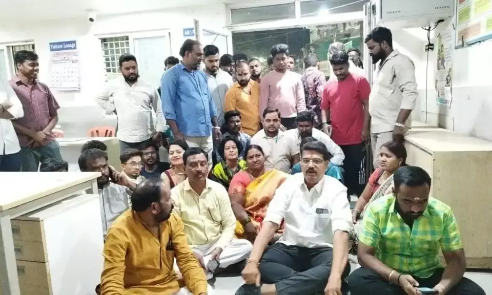 BJP Vs MIM: Party cadre fight over street corner meeting in Ramnaspur