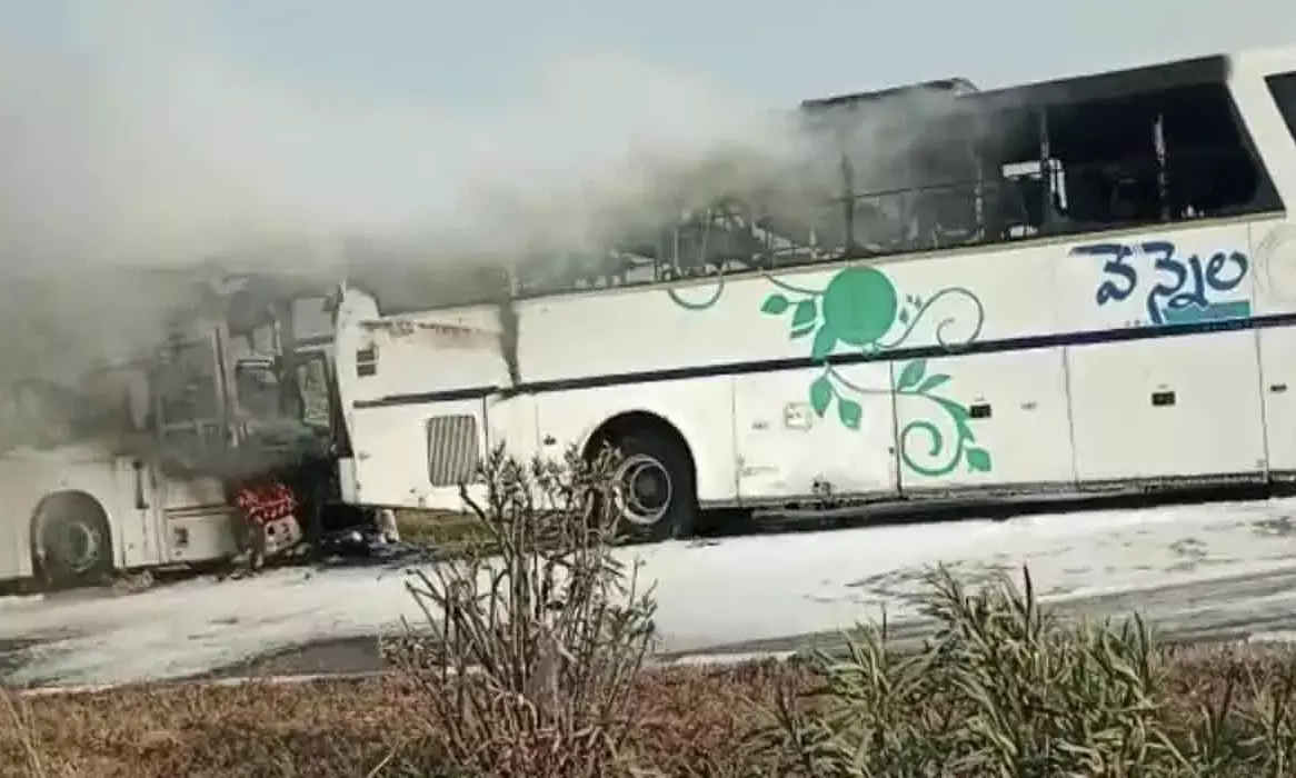 2 APSRTC buses catch fire in Suryapet; lucky escape for passengers