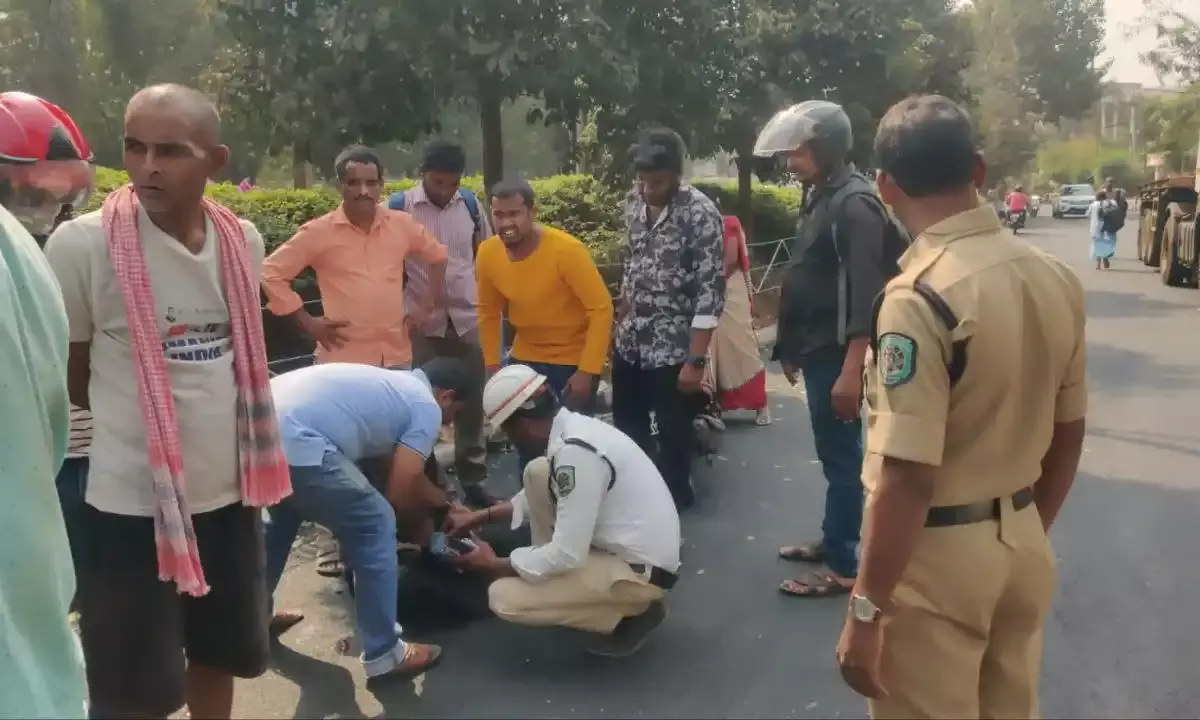Kancharapalem traffic constable saves accident victim with CPR; video goes viral