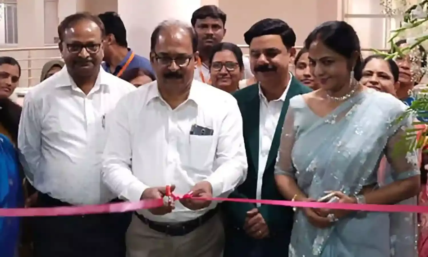 Chief Guest Dr K Ramesh Reddy (2nd from left), Director of Medical Education, Telangana; flanked by (L-R) Dr Nagender, Superintendent, Osmania General Hospital; Dr Pandu Naik, Nodal Officer, Skill lab and Dr P Shashikala Reddy, Principal, Osmania Medical College.
