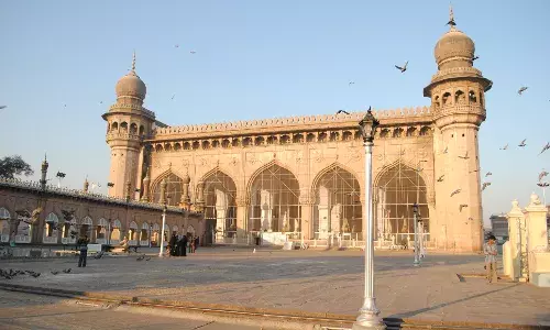 Hyderabad: āāāJamia Nizamiaā bars women from attending āTaraweeh prayers in mosques