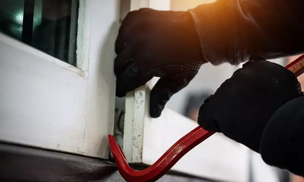 Retired IPS officer’s residence burgled in Hyderabad’s Jubilee Hills