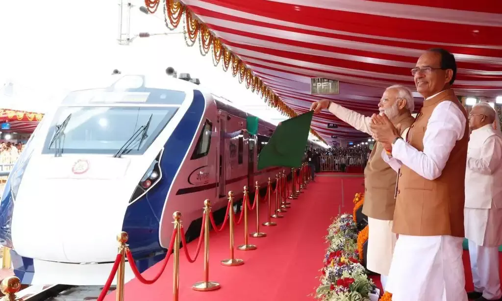 PM Narendra Modi at the Inauguration of Vande Bharat Express in Hyderabad