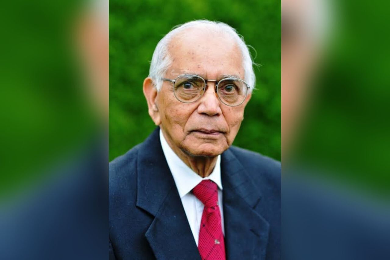 Indian-American Mathematician C R Rao Awarded International Prize In ...