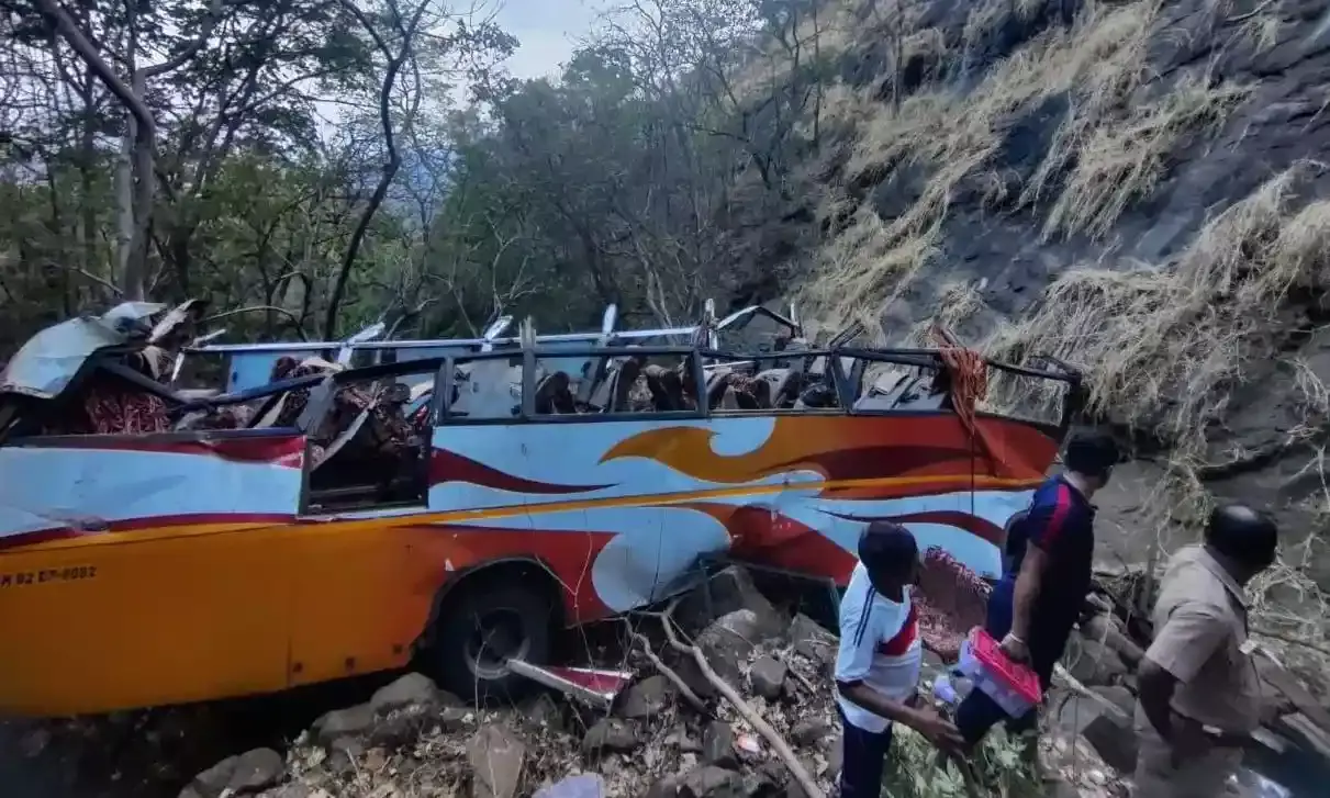 Bus falls into a gorge on the old Mumbai-Pune highway in Raigad district of Maharashtra. (Twitter)