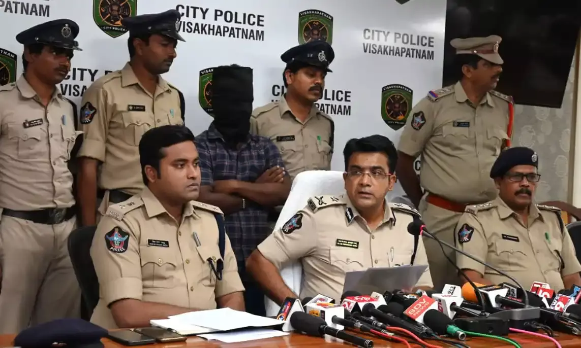 Vizag CP Thrivikram Varma addressing the media on minor rape