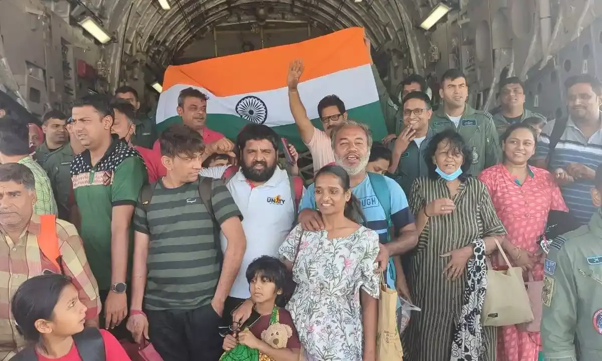 Telangana citizens return to India from Sudan