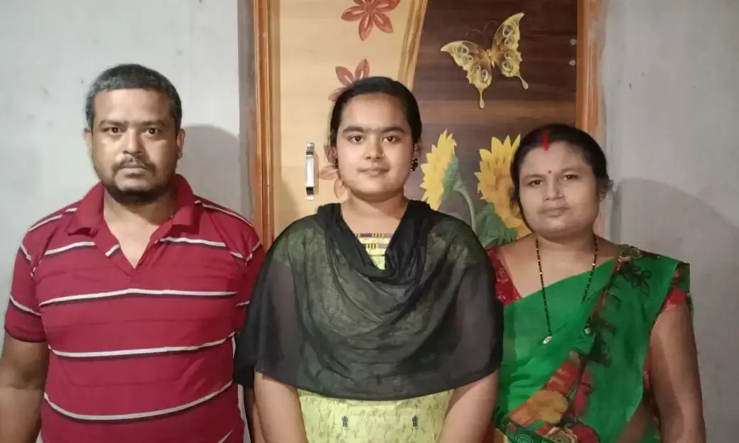Bicycle mechanic daughter Deepika Biswas from Asifabad tops in Intermediate