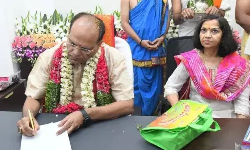 Somesh Kumar Assuming his new role