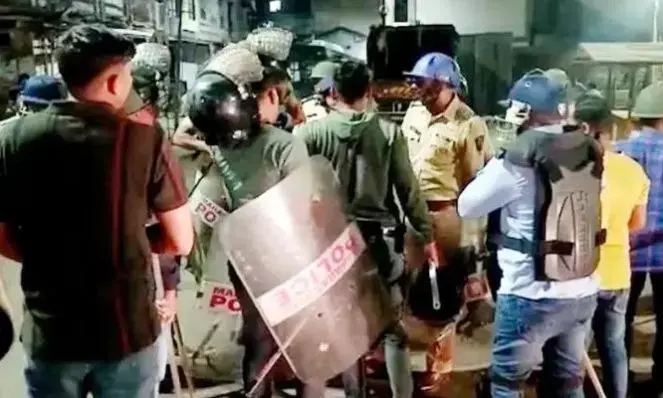 Five hurt in clashes in Ahmednagar clashes