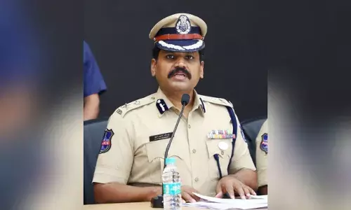 Cyberabad police auction 9,627 abandoned vehicles for Rs 6 crores.