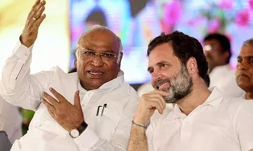 Congress leaders Mallikarjun Kharge, Rahul Gandhi finalises list of new ministers for Karnataka cabinet expansion, to take oath on Saturday.