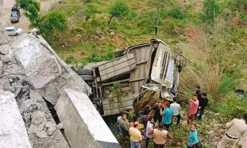 8 killed, 20 injured as bus falls off bridge in Jammu