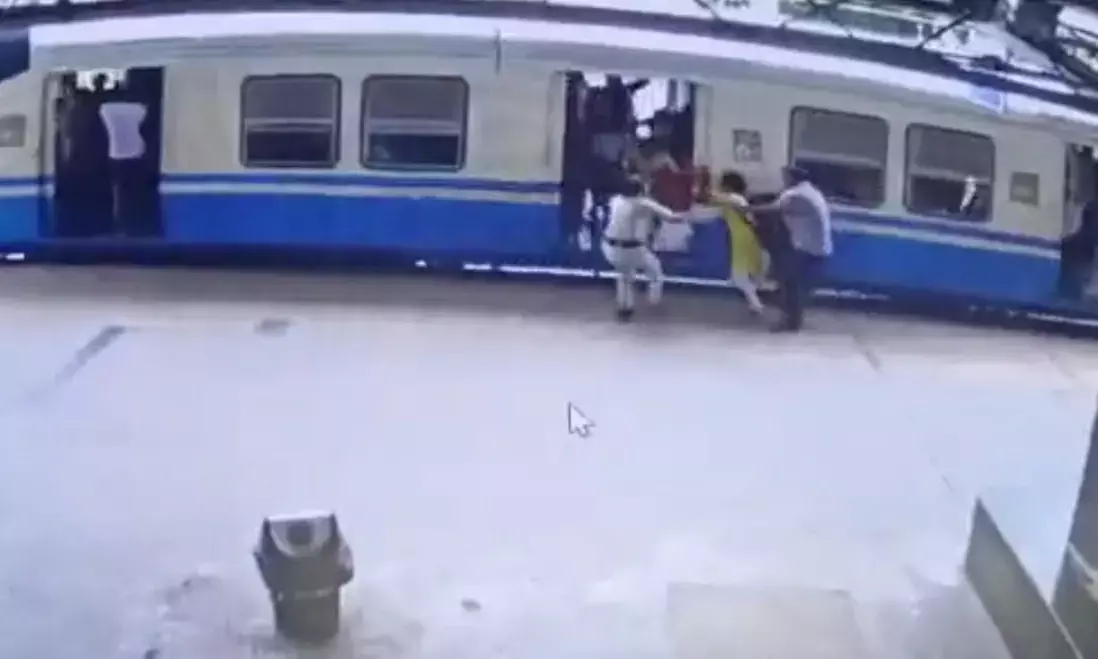 Mission Jeevan Raksha: RPF constable saves womans life at Begumpet railway station